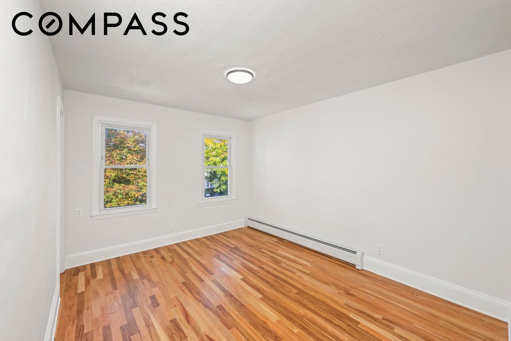 241 Simonson Avenue – For Sale photo 13