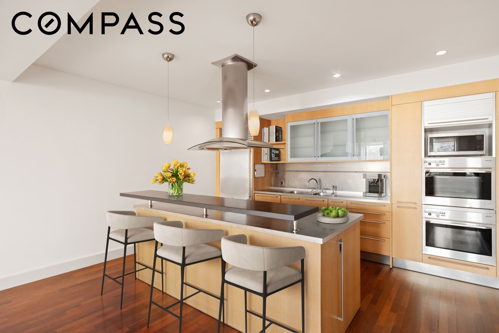270 Broadway, Unit 21B photo 3