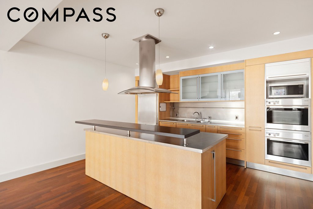 270 Broadway, Unit 21B photo 11