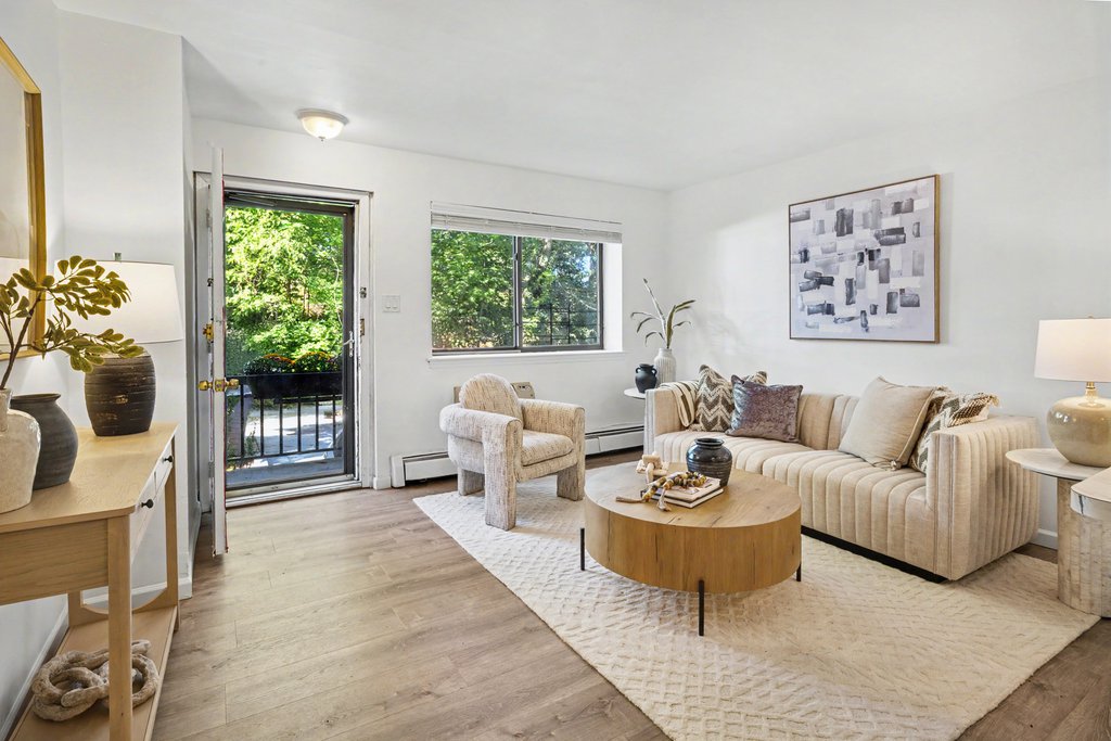 4618 Arlington Avenue – For Sale