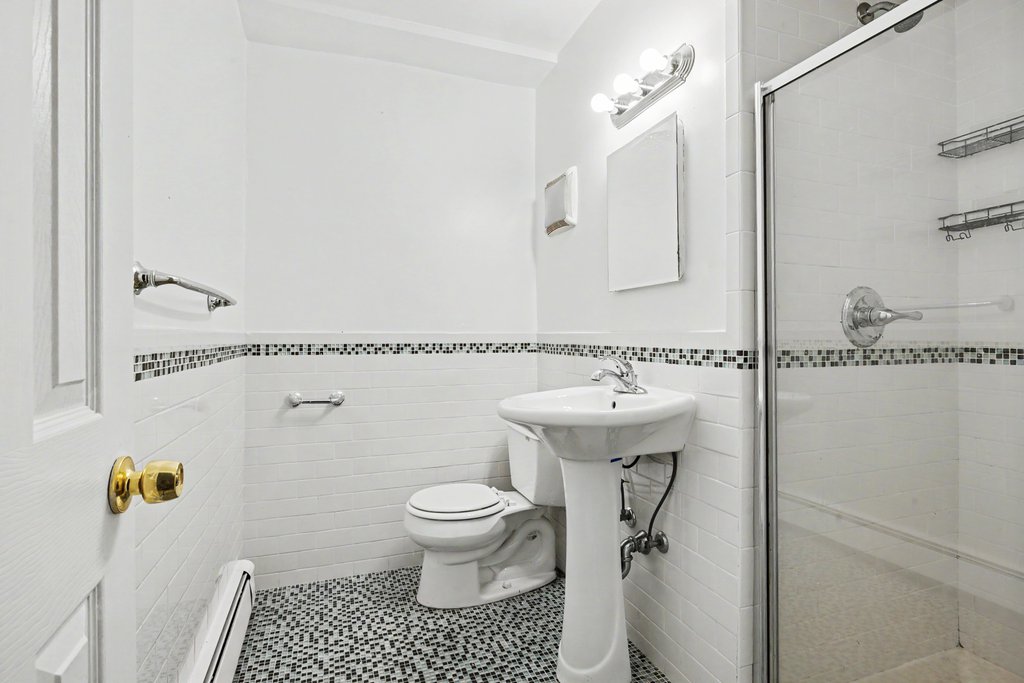 4618 Arlington Avenue – For Sale photo 5