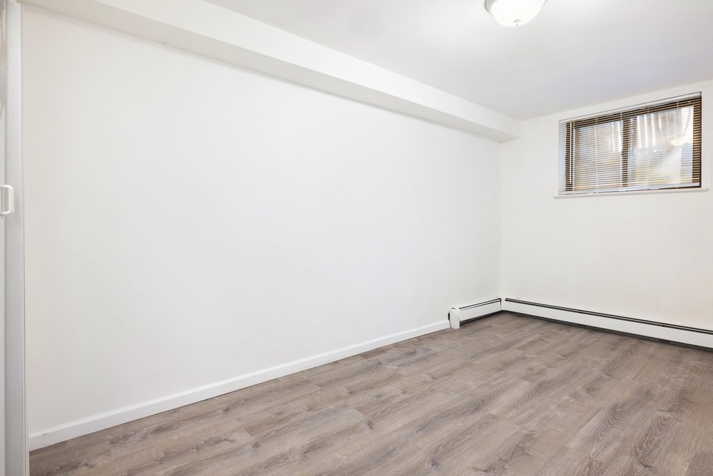 4618 Arlington Avenue – For Sale photo 6