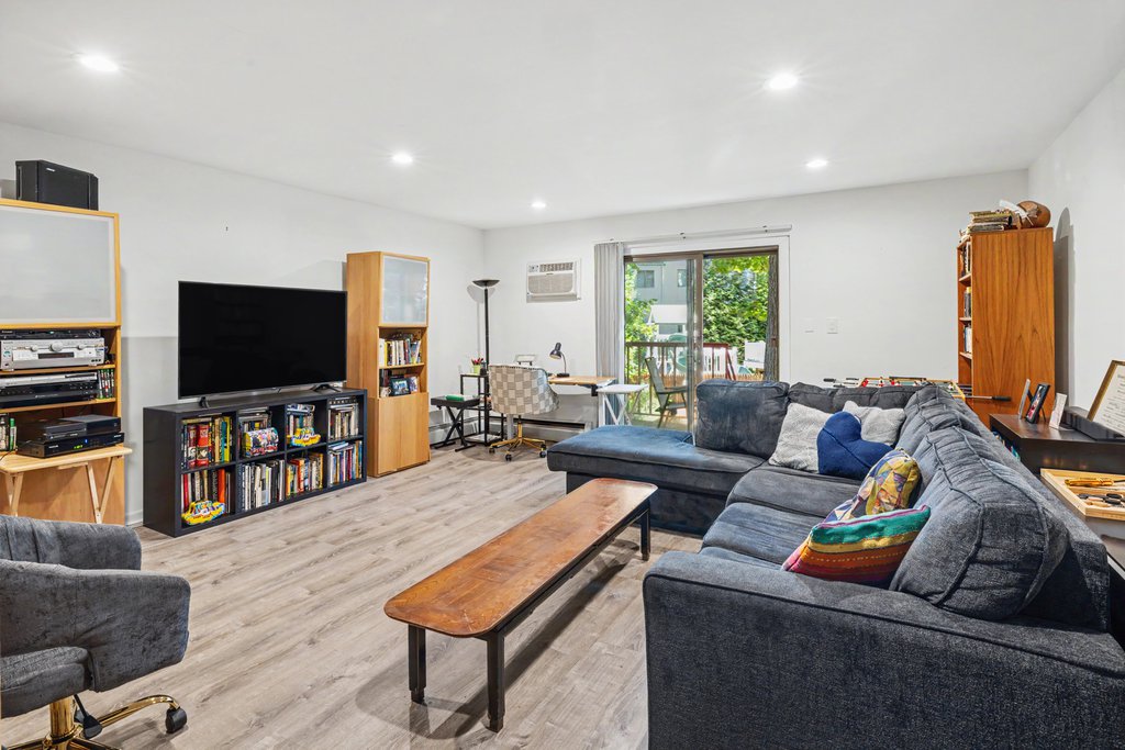 4618 Arlington Avenue – For Sale photo 8