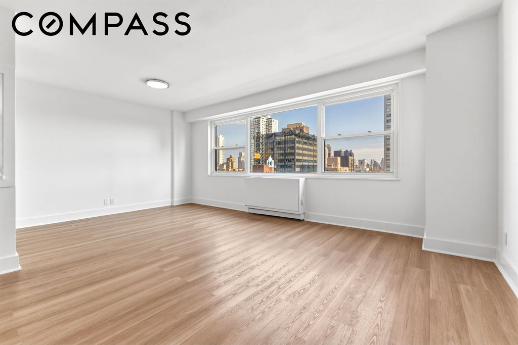 400 East 54th Street, Unit 24E photo 3
