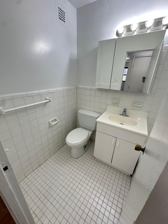 350 West 51st Street, Unit 2H photo 10