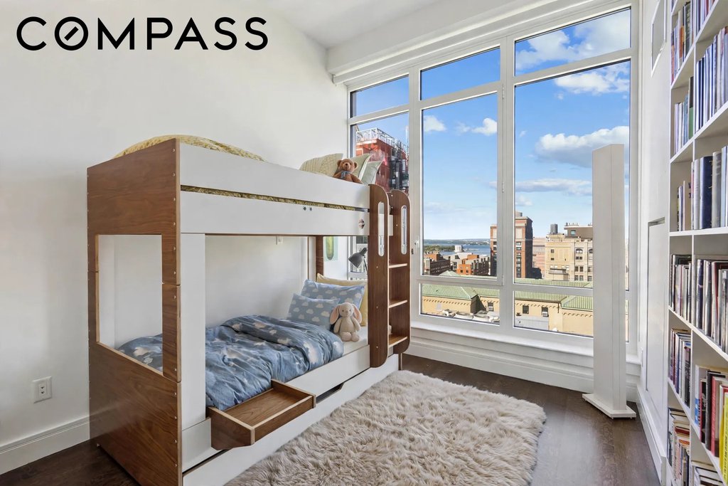 265 State Street, Unit PH04 photo 22