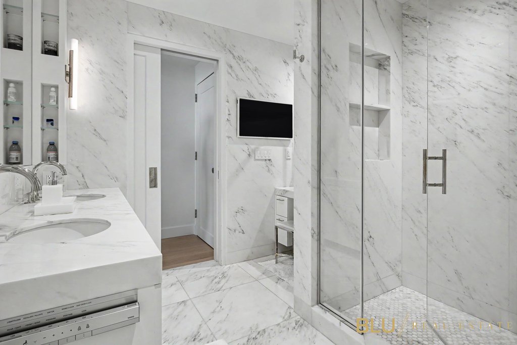 60 Riverside Boulevard, Unit 2901 photo 5