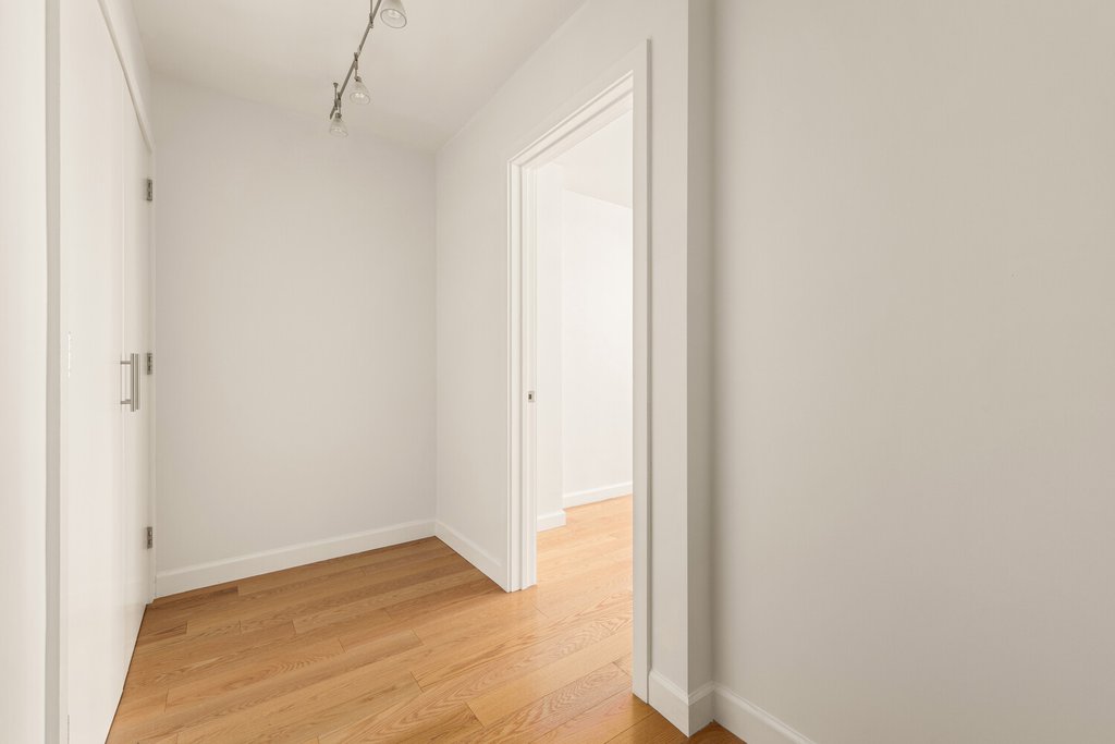 430 West 34th Street, Unit 7E photo 5