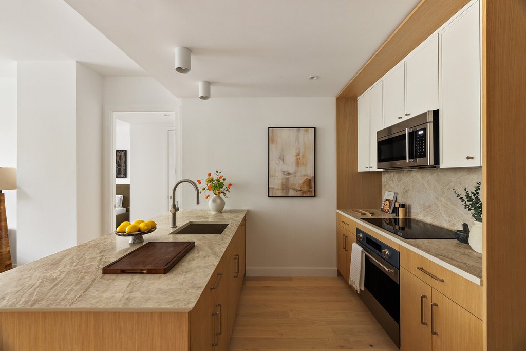 23 Ocean Parkway, Unit 3B photo 4