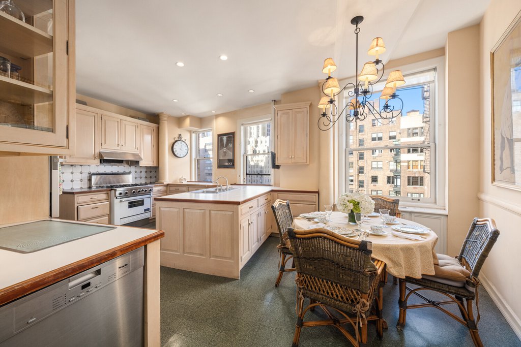 812 Park Avenue, Unit 11/12B photo 12