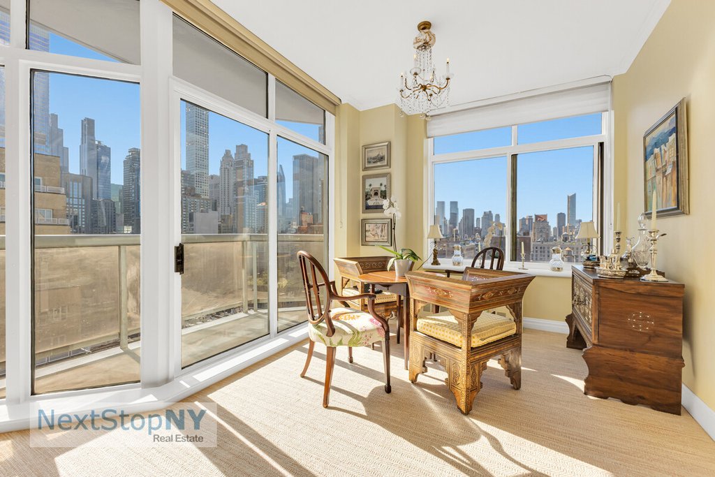 188 East 64th Street, Unit 1702 photo 9