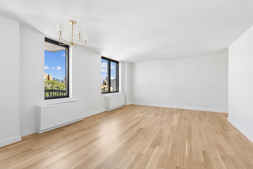 24 East 7th Street, Unit 9B photo 2