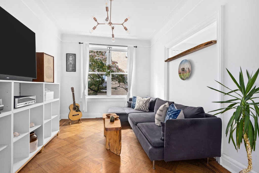 641 41st Street, Unit 2B
