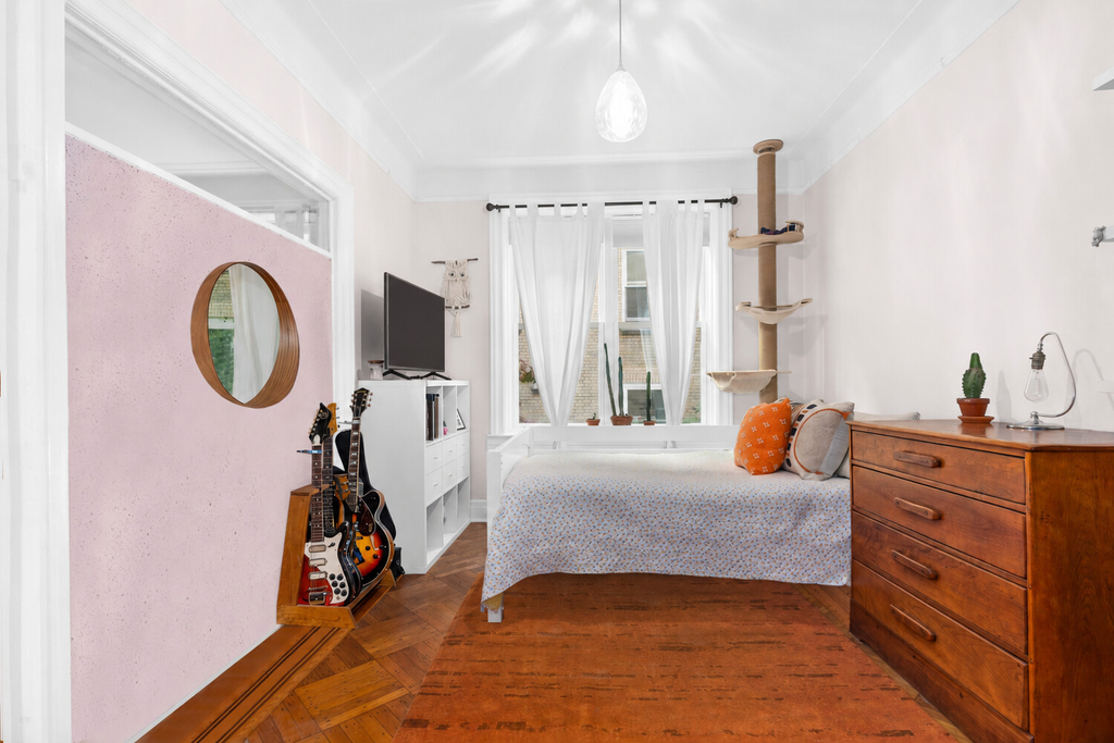 641 41st Street, Unit 2B photo 3