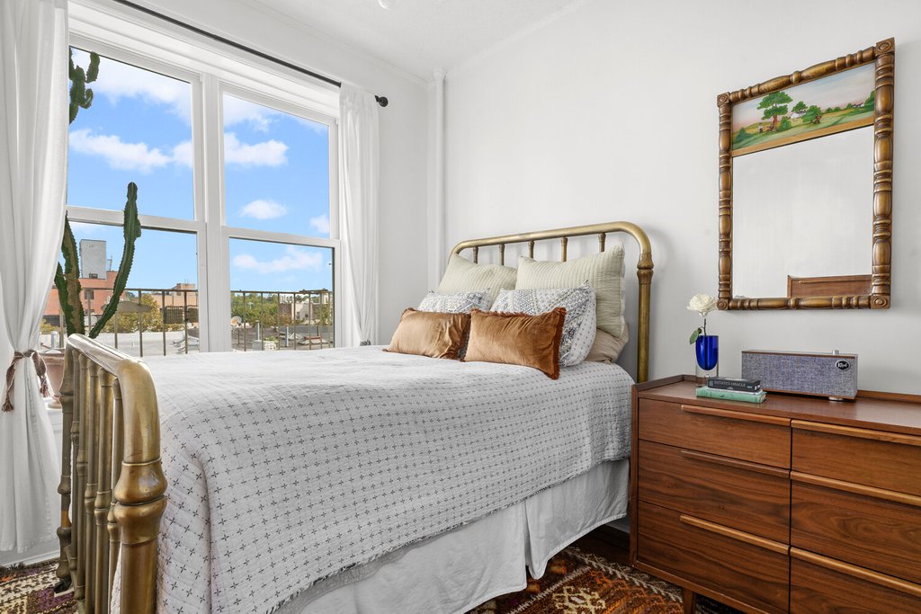 641 41st Street, Unit 2B photo 4