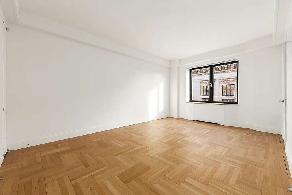 930 Fifth Avenue, Unit 16C photo 12