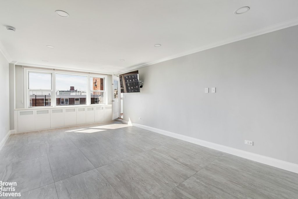 3755 Henry Hudson Parkway West, Unit 14A photo 4