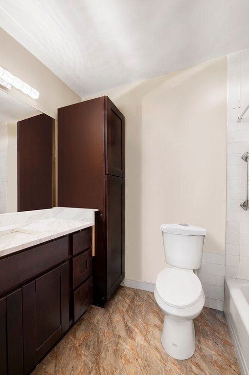 303 East 57th Street, Unit 14H photo 3