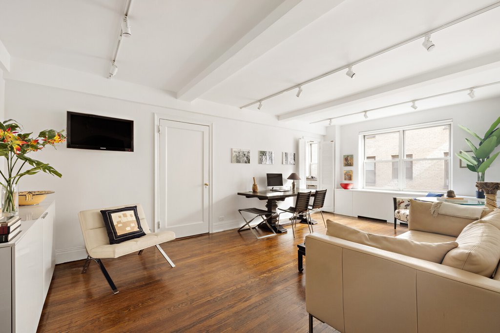 424 East 52nd Street, Unit 4D