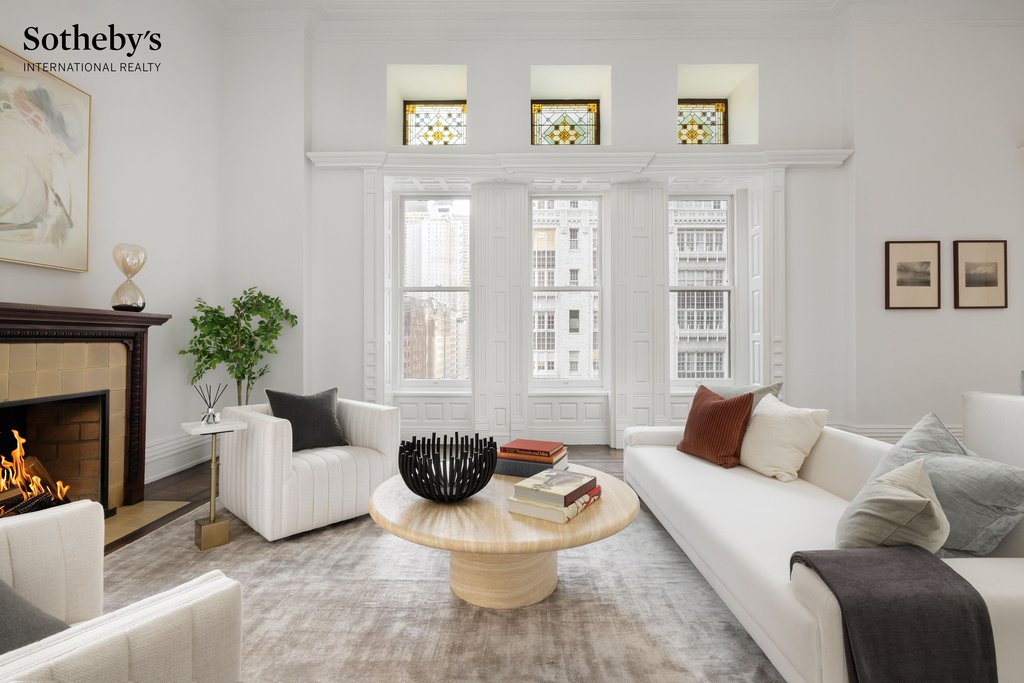 205 West 57th Street, Unit 7A photo 2