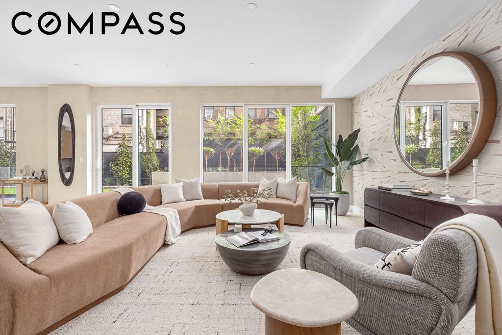 439 East 77th Street, Unit 1A photo 2