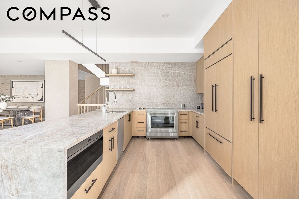 439 East 77th Street, Unit 1A photo 8