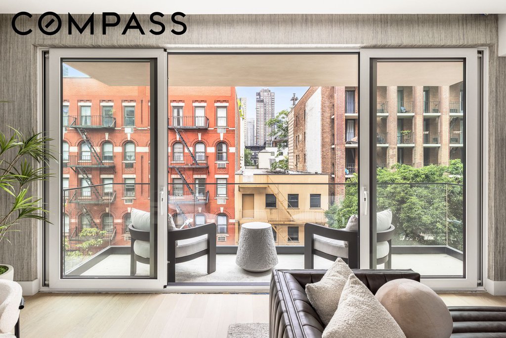439 East 77th Street, Unit 6A photo 5