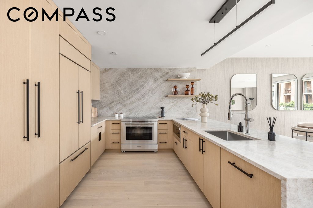 439 East 77th Street, Unit 6A photo 9