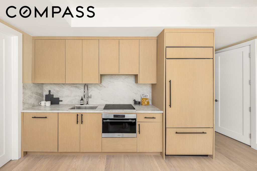 439 East 77th Street, Unit 4C photo 6