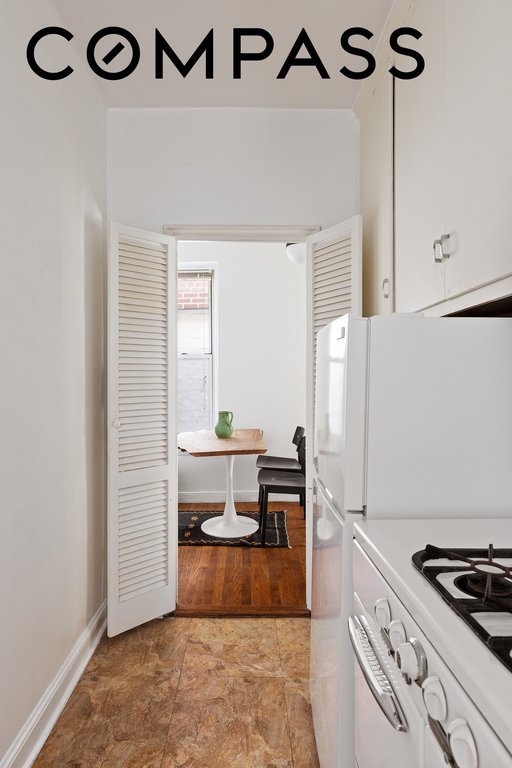 531 East 72nd Street, Unit 5B photo 5