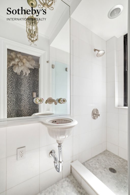 1049 Park Avenue, Unit 8C photo 14