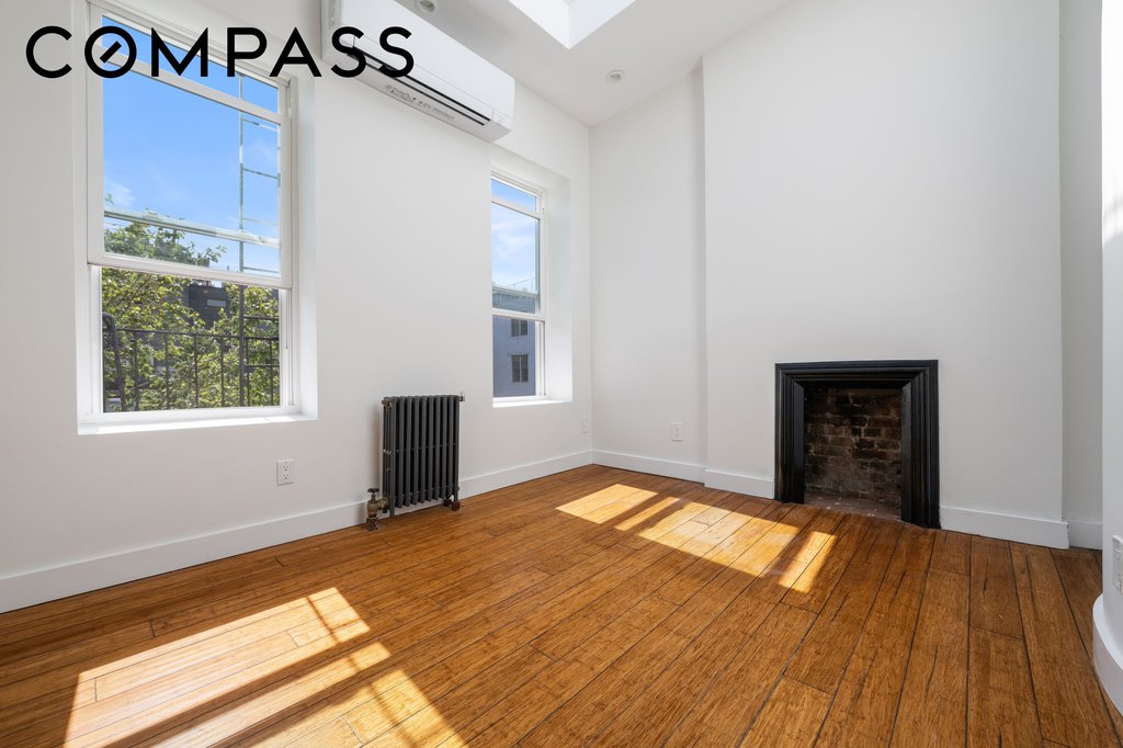 252 Greene Avenue, Unit 4B photo 2