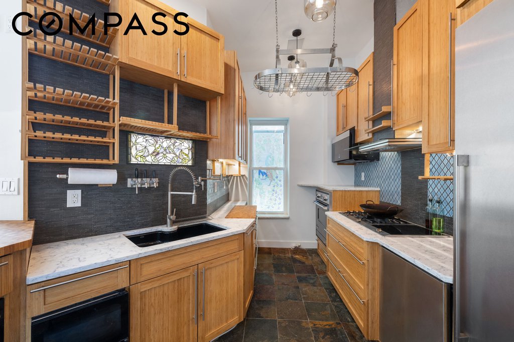 252 Greene Avenue, Unit 4B photo 3