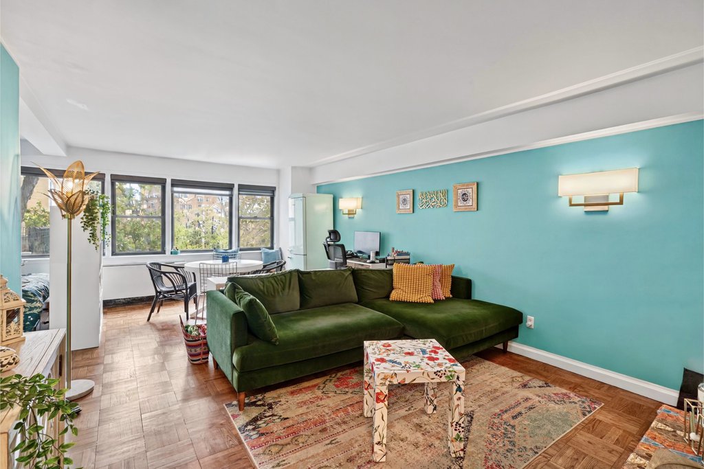 55 East 9th Street, Unit 2G