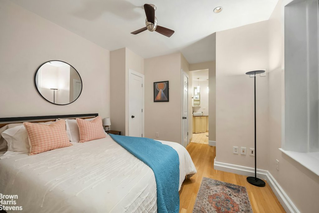 205 East 10th Street, Unit 1B photo 5
