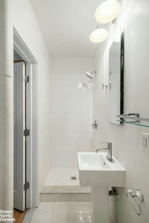 205 East 10th Street, Unit 1B photo 9