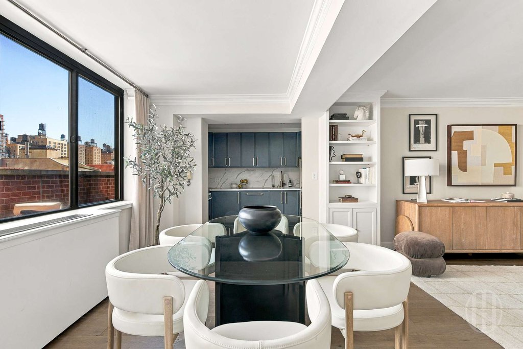 225 West 83rd Street, Unit 7YY