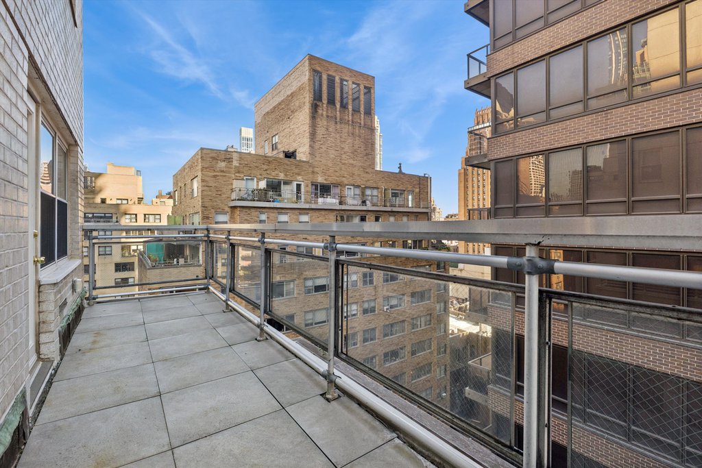 321 East 48th Street, Unit 14A photo 7