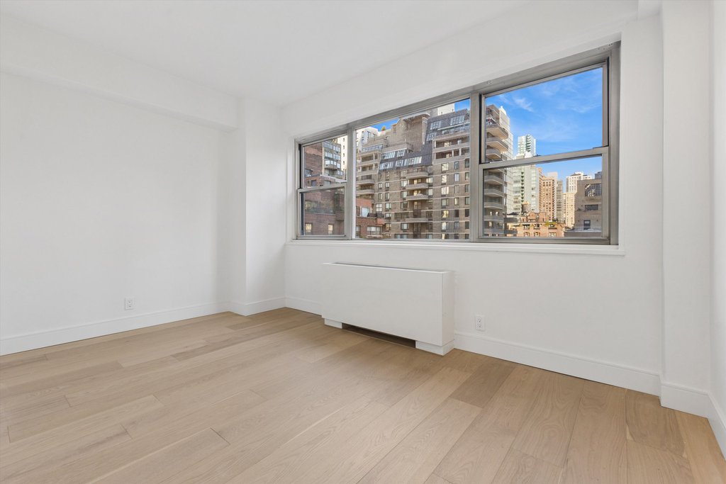 321 East 48th Street, Unit 14A photo 8