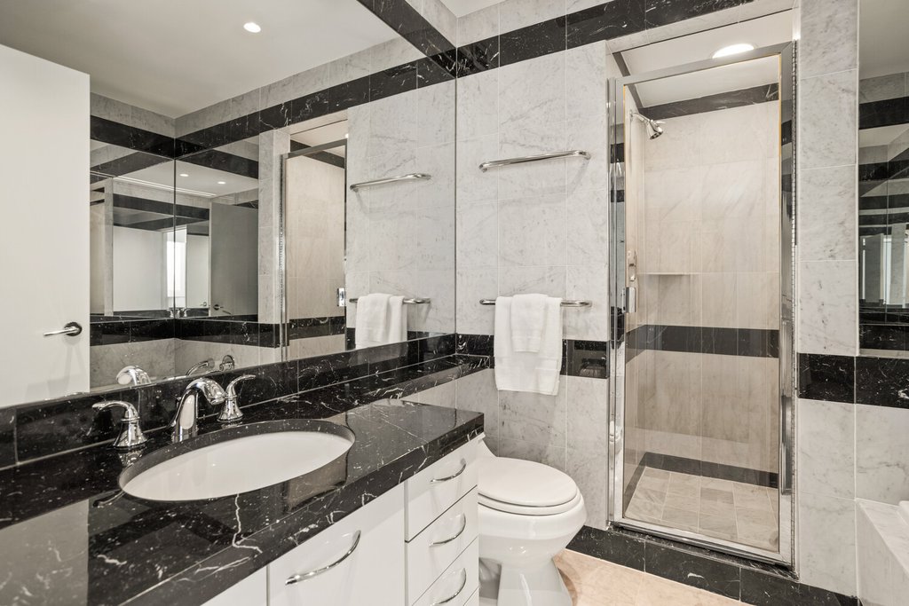 150 West 56th Street, Unit 5206 photo 8