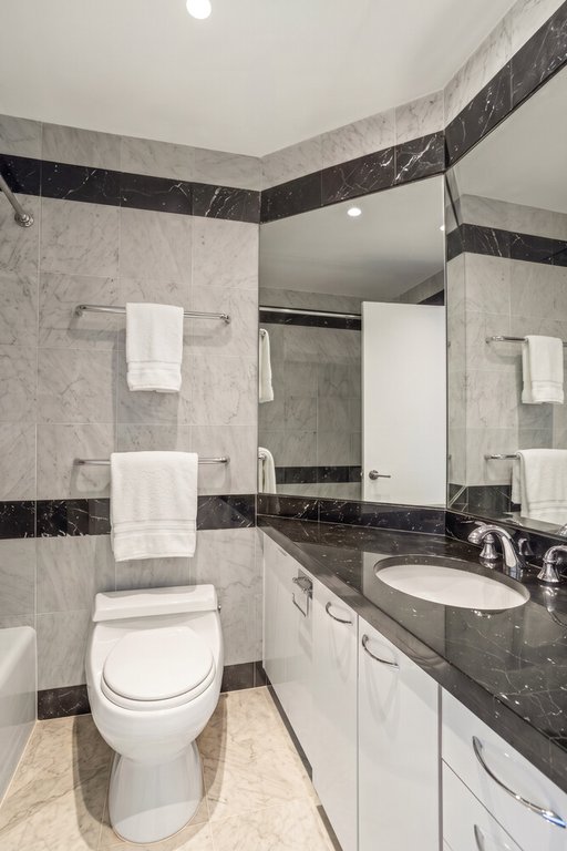 150 West 56th Street, Unit 5206 photo 10