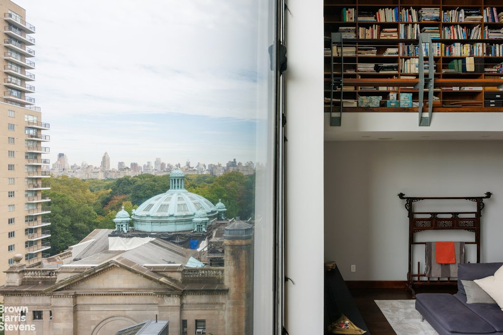 1 West 67th Street, Unit 707/7W photo 3