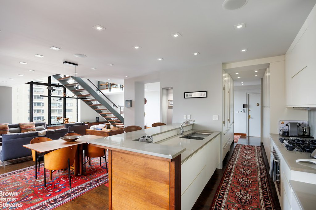 1 West 67th Street, Unit 707/7W photo 9
