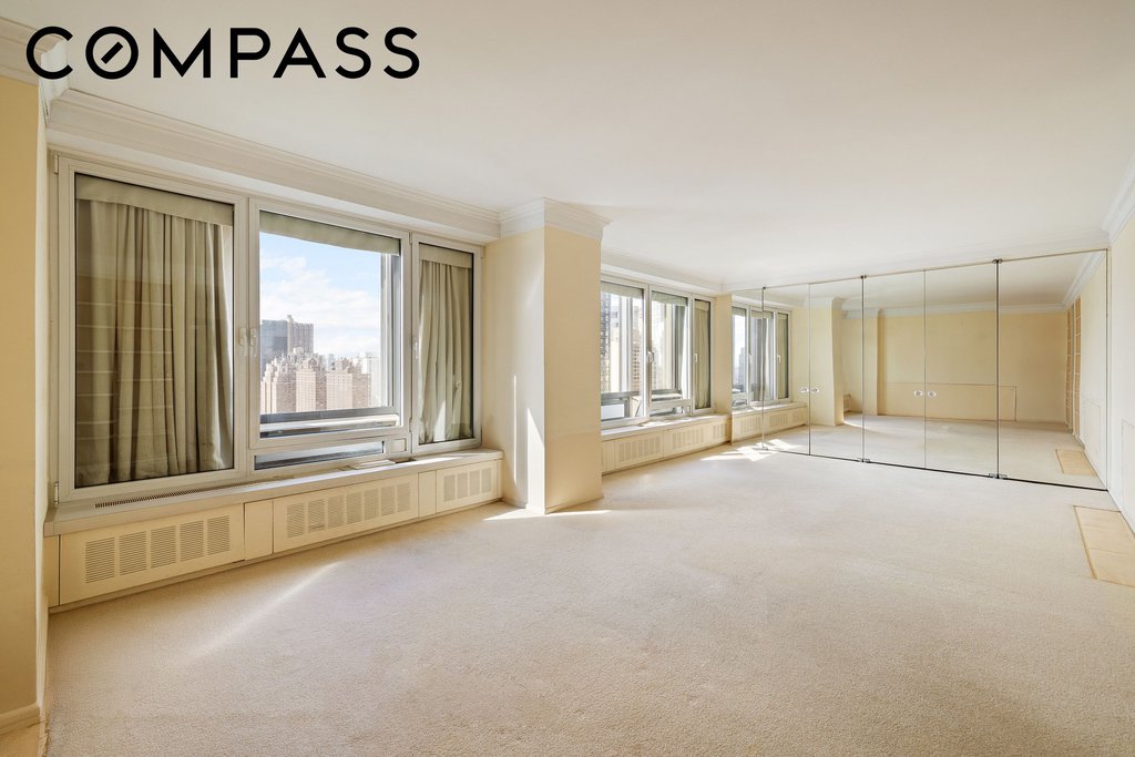 870 United Nations Plaza, Unit 28D/E photo 25