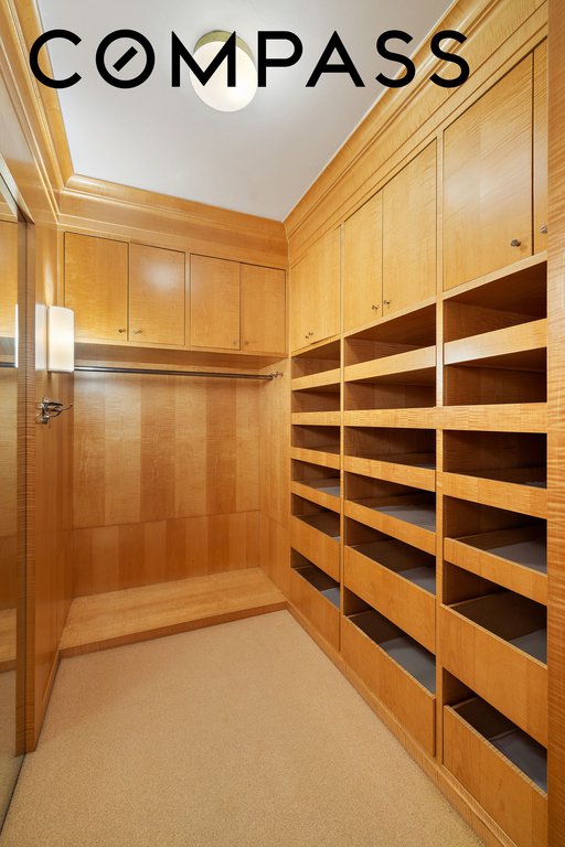 870 United Nations Plaza, Unit 28D/E photo 28