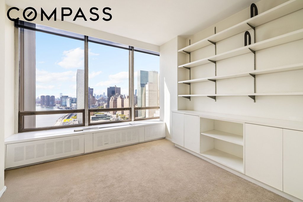 870 United Nations Plaza, Unit 28D/E photo 42