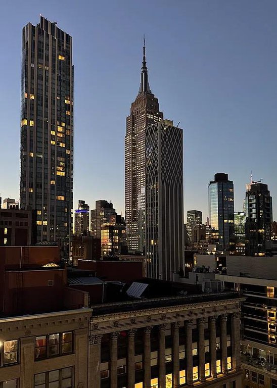425 Park Avenue South, Unit 16B photo 3