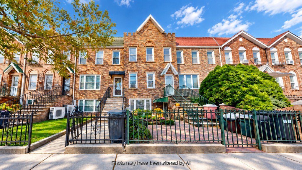 2058 Coyle Street – For Sale