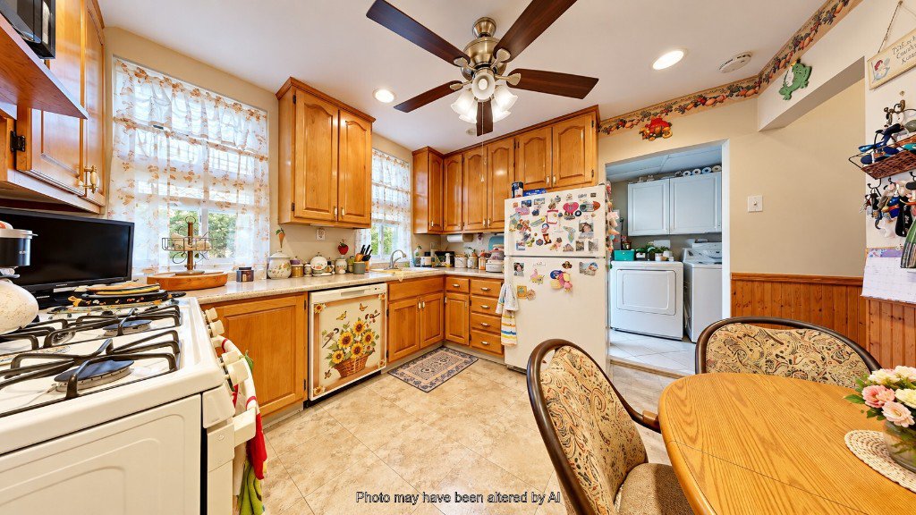 2058 Coyle Street – For Sale photo 6