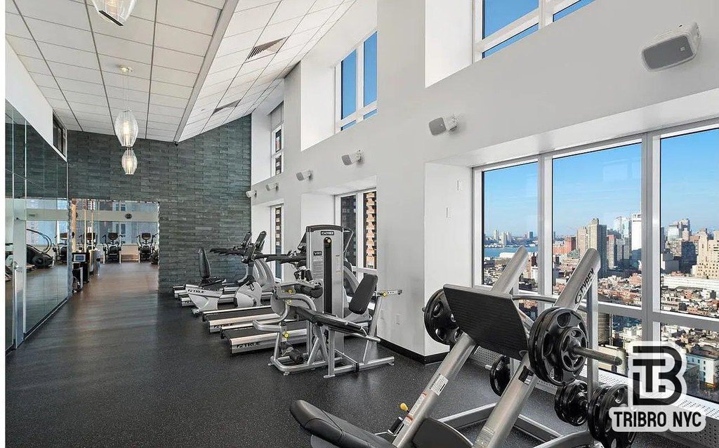 350 West 42nd Street, Unit 1A photo 6